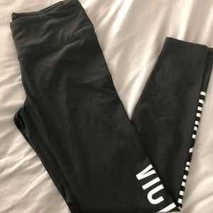 Victoria Secret Knockout Leggings